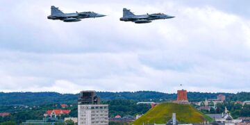 NATO naikintuvai virš Vilniaus per Lietuvoje paskelbtą oro pavojų dėl galimo drono