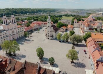 Kauno Rotušės aikštė