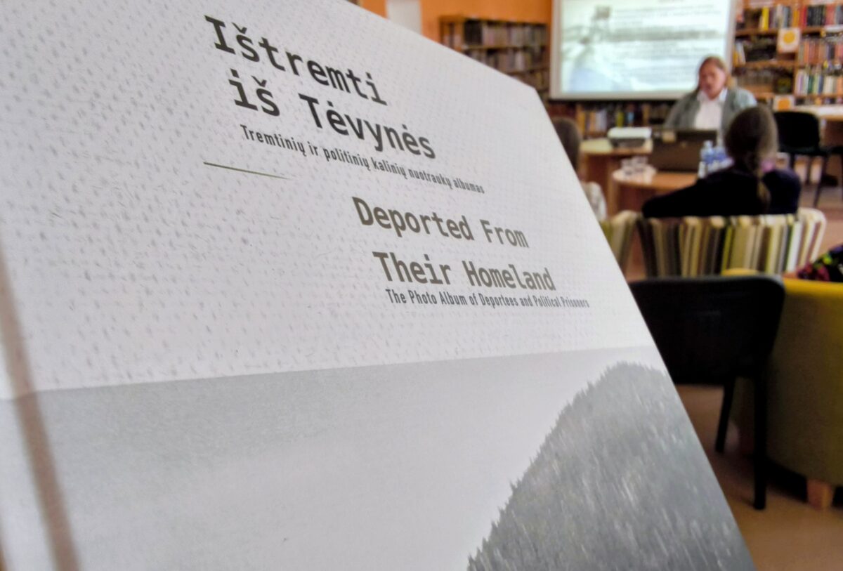 Ištremti iš tėvynes knygos sutiktuvių akimirka 