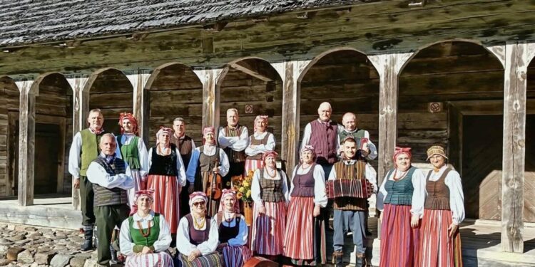 Kelmės kultūros centro folkloro ansamblis „Judlė“