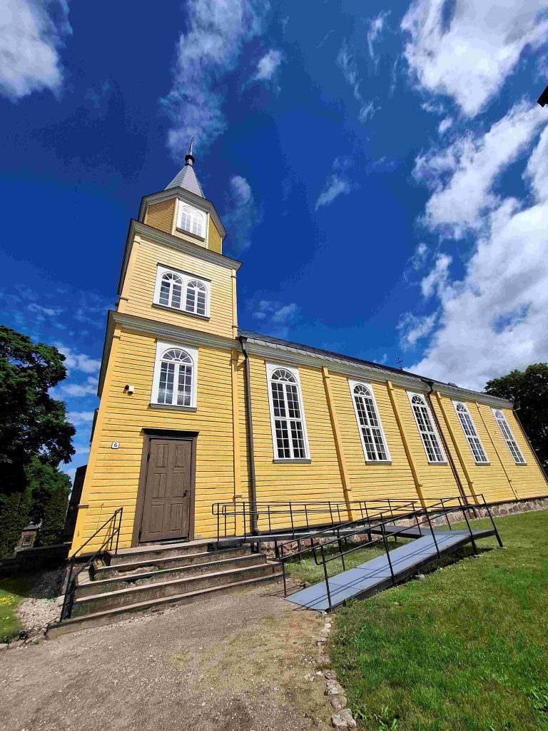 Tverų bažnyčia 