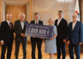 Justinas Noreika, dr. Romualdas Danielius, prof. Rimvydas Petrauskas, Irena Juozapavičienė, Mykolas Juozapavičius ir prof. Valdas Sirutkaitis