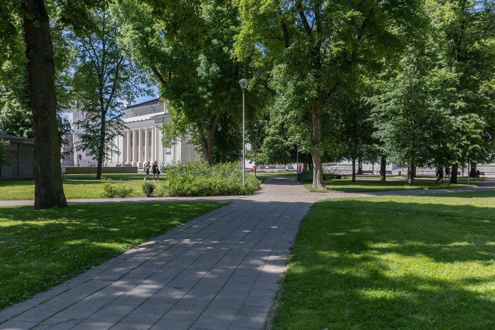 Pėsčiųjų takas