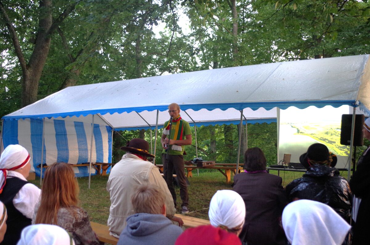 Istorijas Gražvydas Balčiūnaitis Ąžuolpamūšės piliakalnyje, 2015 m. 