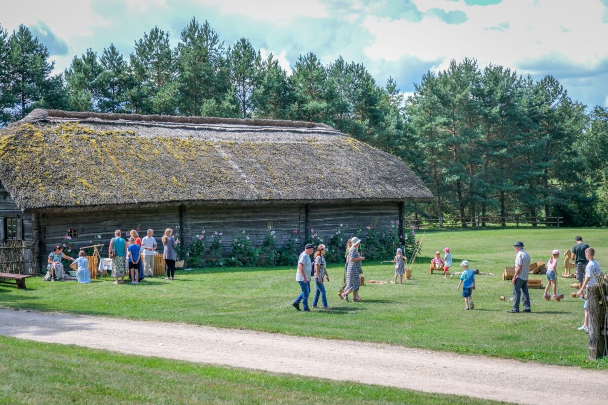 Sugrįžta Senųjų amatų ir jų mokymų dienos