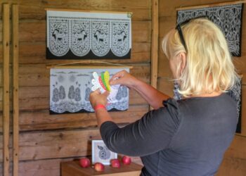 Kleboniškių kaime prasidėjo Senųjų amatų ir mokymų dienos