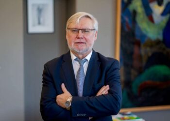 Vytauto Didžiojo universiteto (VDU) Lietuvių išeivijos instituto vyr. mokslo darbuotojas prof. dr. Juozas Skirius