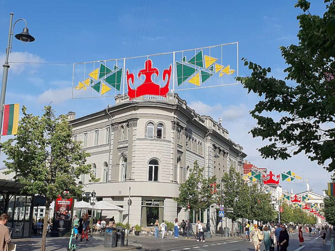 Valstybės dienos papuošimai Vilniuje 2023 m.