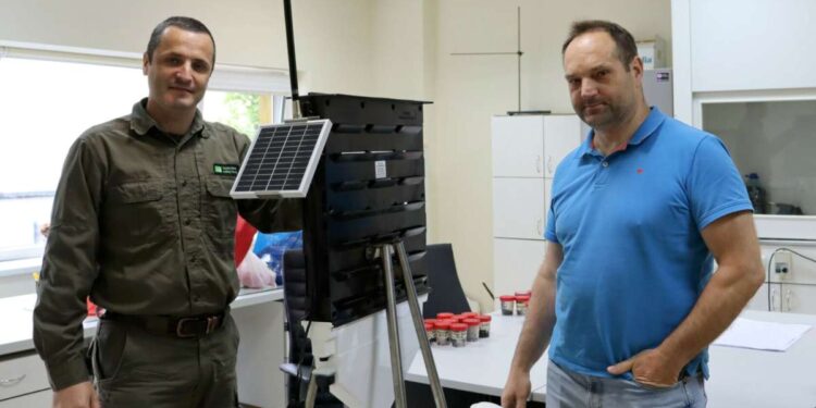 Žievėgraužio tipografo gaudymo ir skaičiavimo stotelė
