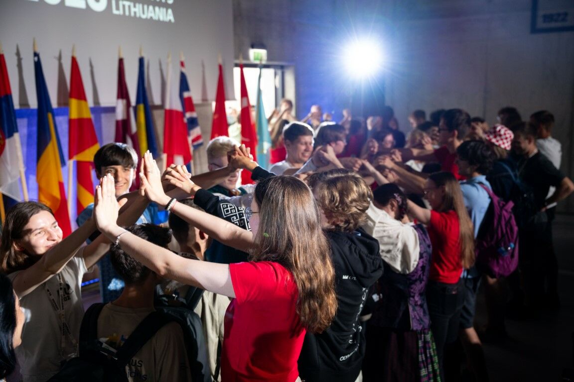 Europos jaunių informatikos olimpiada 