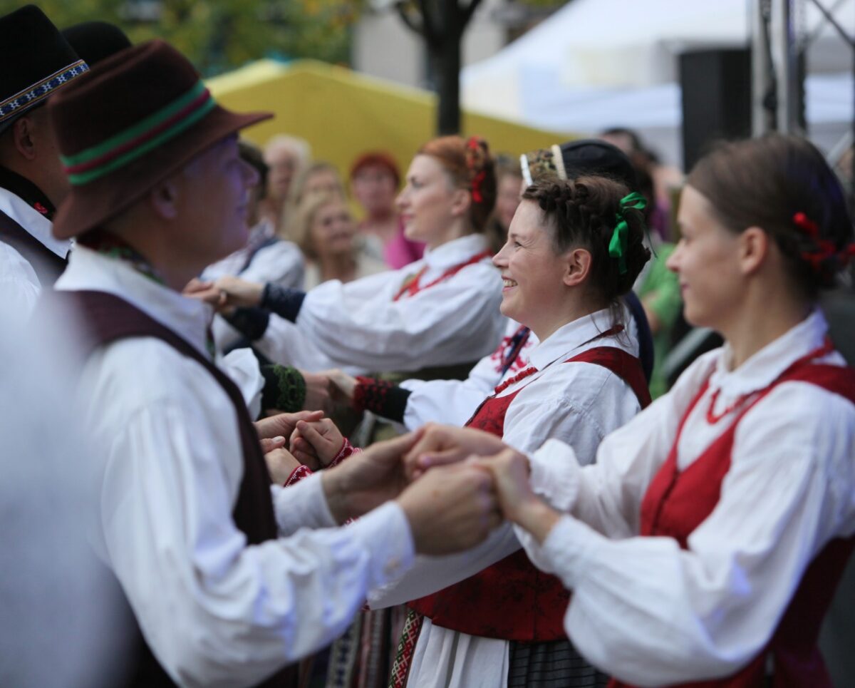 Paprotys, kuris vienija: etninės kultūros akcija 