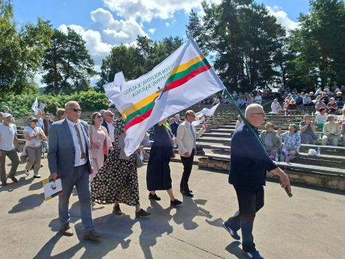 Lietuvos politinių kalinių ir tremtinių sąjungos ir „Baltijos Aljansas“ asociacijos jungtinė delegacija sąskrydyje 