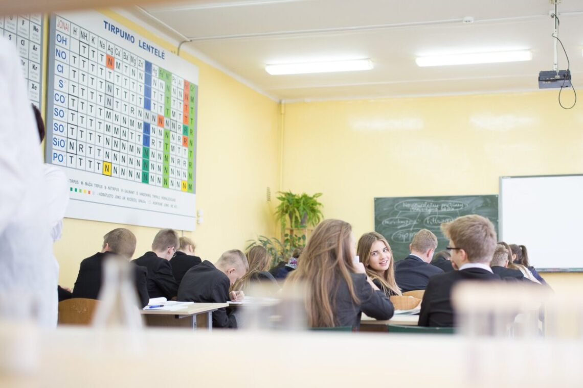 Tautinių mažumų lietuviškoms mokykloms leidžiama sumažinti mokinių skaičių
