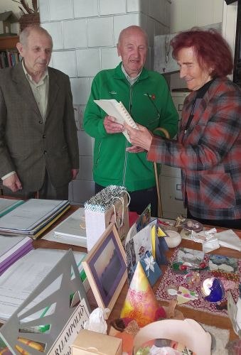 Kazimieras Garšva, Algimantas Masaitis ir Nijolė Balčiūnienė muziejuje Marijampolyje 2025 m.