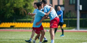 „Ženkime į futbolo stadioną kartu“