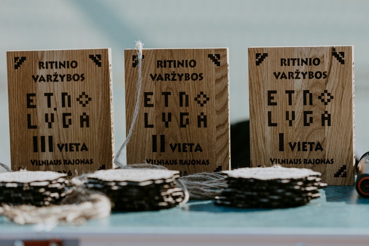 ETNOLYGOS lietuviško ritinio varžybų apdovanojimai