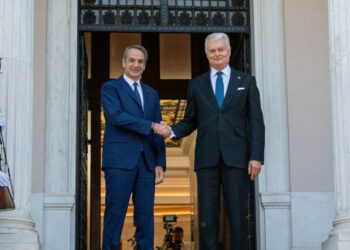 K. Mitsotakis ir G. Nausėda