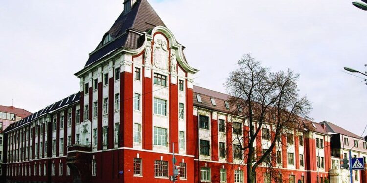 Buvęs Lietuvos departamento administracijos pastatas Gumbinėje