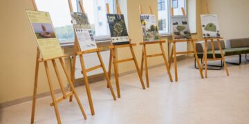 VDU Žemės ūkio akademijoje eksponuojami tarptautinės laboratorijos studentų darbai