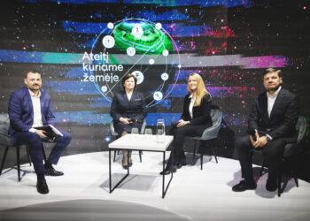 Diskusijos dalyviai (iš kairės į dešinę) A. Miceikienė, R. Šakauskienė, E. Šakys | „Agrokoncernas“ nuotr.