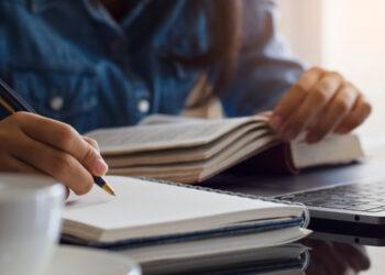 K. Siniga – Vokietijos vertėjų apdovanojimas už vertimus iš lietuvių kalbos | interpretingcolombia.com nuotr.