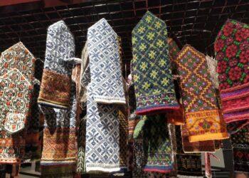 Iš Latvijos jubiliejinės dainų šventės liaudies meno parodos | D. Bernotaitės-Beliauskienės nuotrauka