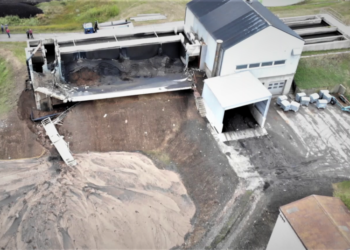 Nuotekų valymo įrenginių avarija Liepojoje. Lietuvos paplūdimiai – saugūs? | aaa.lrv.lt nuotr.