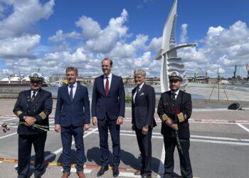 Pasitinkant Jūros šventę pagarba jūrą Lietuvai atvėrusiems ir uosto bendruomenei | Klaipėdos valstybinio jūrų uosto direkcijos nuotr.