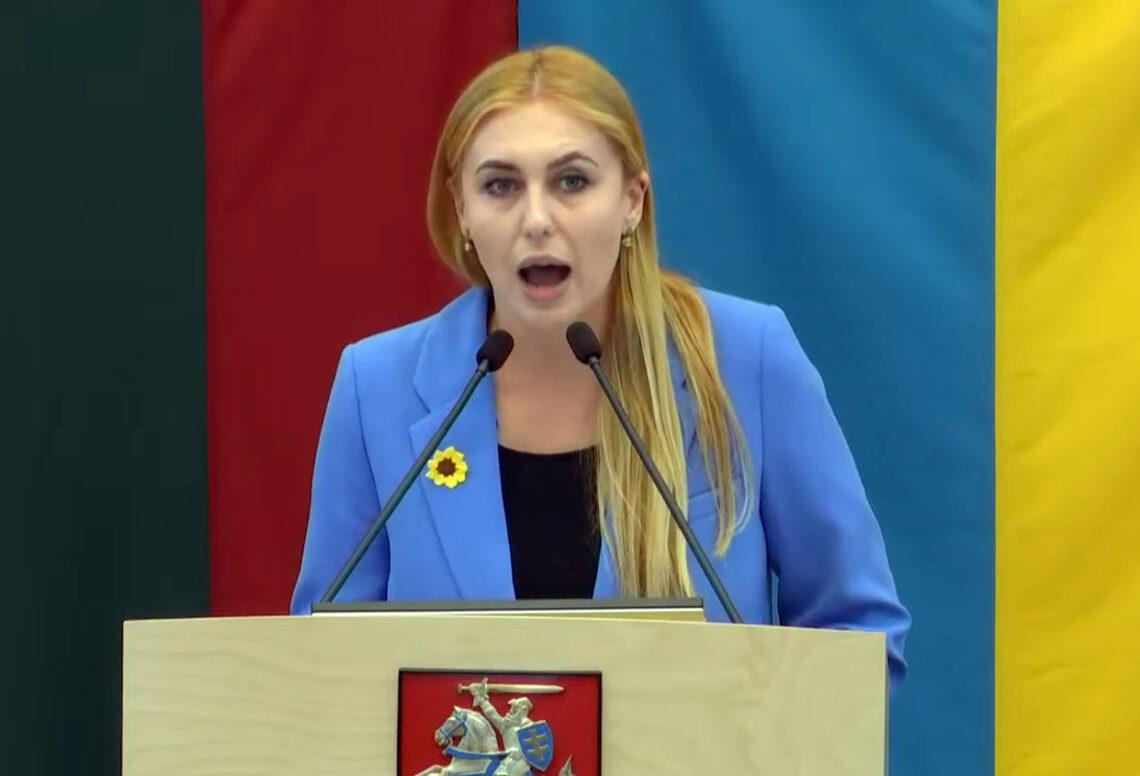 Ieva Pakarklytė siūlo lyčiai neutralias moteriškas pavardes | Alkas.lt nuotr.