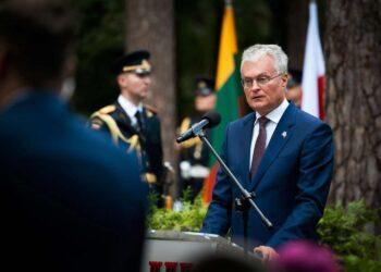 Prezidentas G. Nausėda pagerbė S. Dariaus ir S. Girėno atminimą | lrp.lt, E. Kinaičio nuotr.