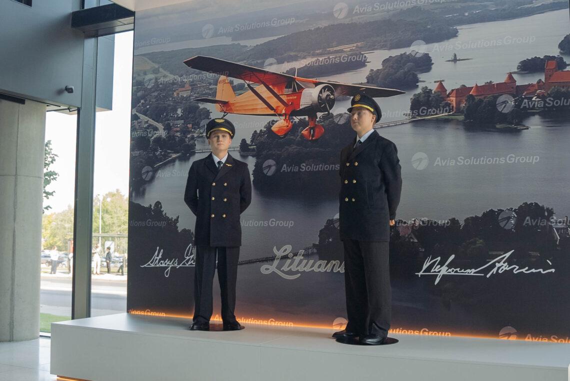 Vaškines Stepono Dariaus ir Stasio Girėno figūros | aviasg.com nuotr.