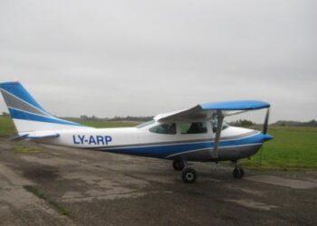 Orlaiviai su skiepais laukiniams gyvūnams – jau laukia pakilimo | vmvt.lt nuotr.