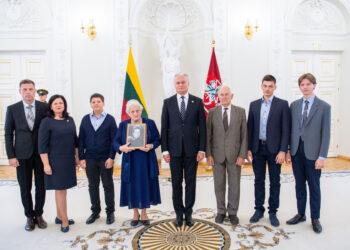 Prezidentas įteikė Žūvančiųjų gelbėjimo kryžius | R. Dačkaus nuotr.