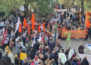 Prie Seimo – Lietuvos profsąjungų mitingas prieš griežto taupymo politiką | A. Sartanavičiaus nuotr.