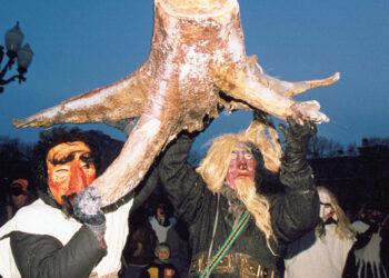 Blukas. 2001m. | Vilniaus Etninės kultūros centro archyvas, S.Gudo nuotr.