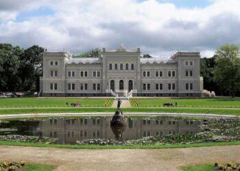 Plungės Oginskio dvaras | wikipedia.org nuotr.