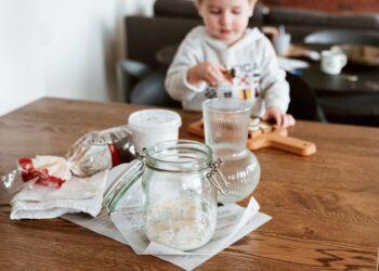 Duonos raugo gamyba su vaikais | Biržų duonos nuotr.