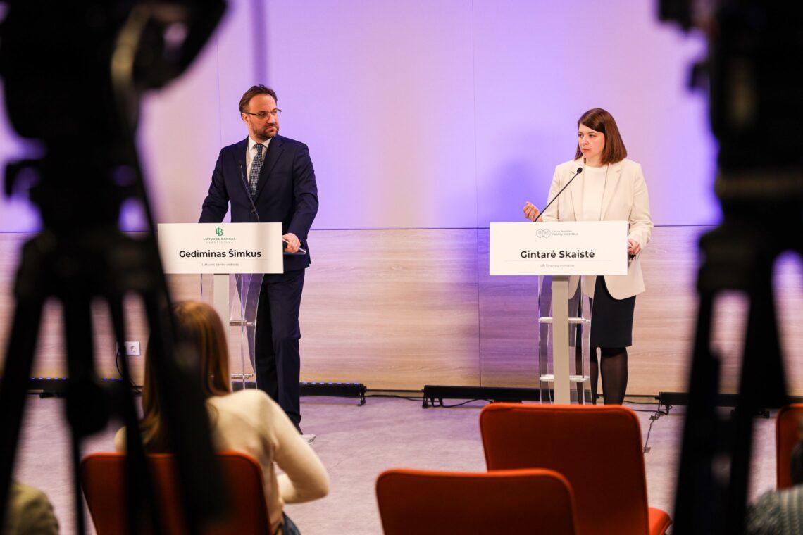 Gediminas Šimkus ir gintarė Skaistė | finmin.lrv.lt nuotr.