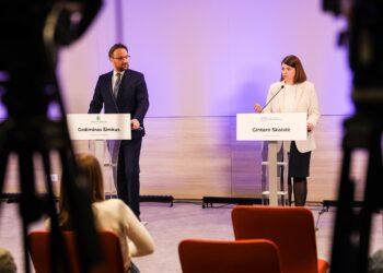 Gediminas Šimkus ir gintarė Skaistė | finmin.lrv.lt nuotr.