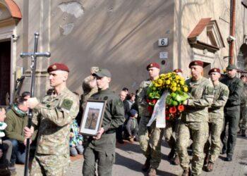 Atsisveikinama su žuvusiu Lietuvos kariu Tadu Tumu-Milžinu | alkas.lt, J. Česnavičiaus nuotr.