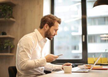 Telefonų taisymas | unsplash.com nuotr.