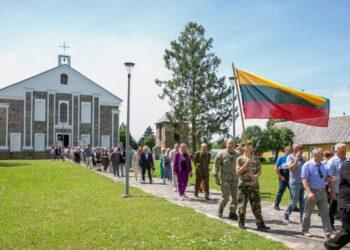 Paminklinių atminimo lentų 1919–1920 m. Nepriklausomybės kovų ir 1940–1990 m. Kriaunų krašto laisvės kovotojų atidengimo iškilmės | K. Driskiaus nuotr.