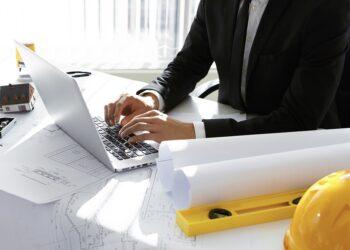 Ar jūsų nekilnojamojo turto verslas gali pasinaudoti valdymo sistema? | freepik.com nuotr.