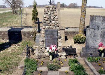 Jurgio Bielinio kapas Suosto kapinėse, Biržų rajono savivaldybėje | wikipedija.org, R.Ladyno nuotr.