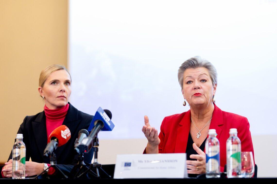 Agnė Bilotaitė ir Ylva Johanson | vrm.lrv.lt nuotr.