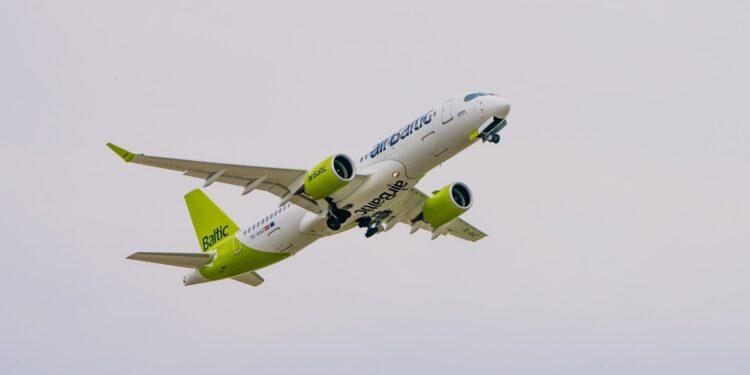 „airBaltic“ lėktuvas
