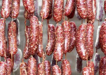 Nustatyti pereinamieji laikotarpiai po kurių bus galutinai uždrausta naudoti 8 kvapiąsias rūkymo medžiagas maiste | vmvt.lrv.lt nuotr.